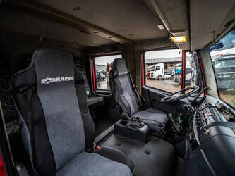 2011-iveco-eurocargo-120e22-1411451-45191419