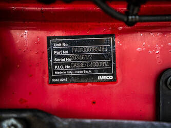 2011-iveco-eurocargo-120e22-1411451-45191423