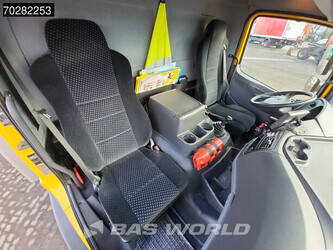 2011-mercedes-benz-atego-1324-1379575-45191438