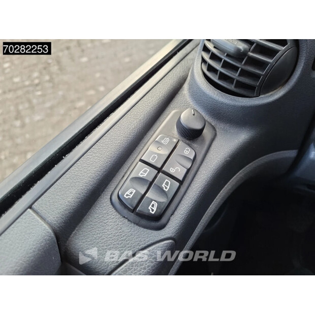 2011 Mercedes-Benz Atego 1324-45191443