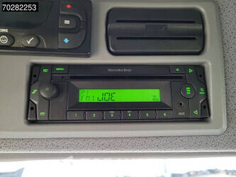 2011-mercedes-benz-atego-1324-1379575-45191447