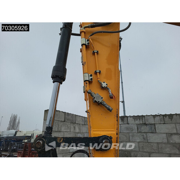 2016 Hyundai HX260NL-45191741