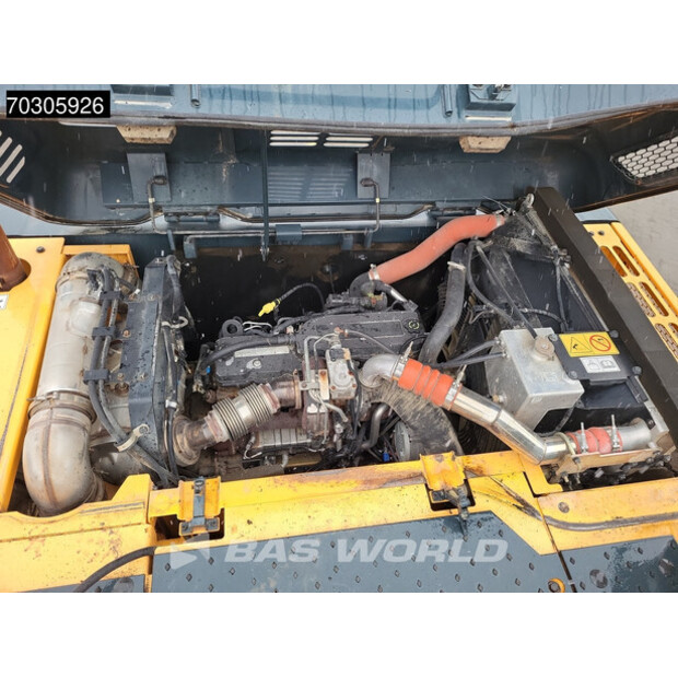 2016 Hyundai HX260NL-45191748