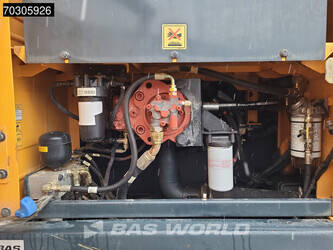 2016-hyundai-hx260nl-1411454-45191752