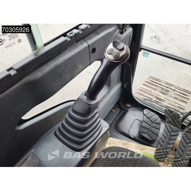 2016 Hyundai HX260NL-45191764