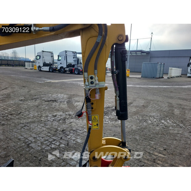 2023 كاتربيلر 301.8-45191857