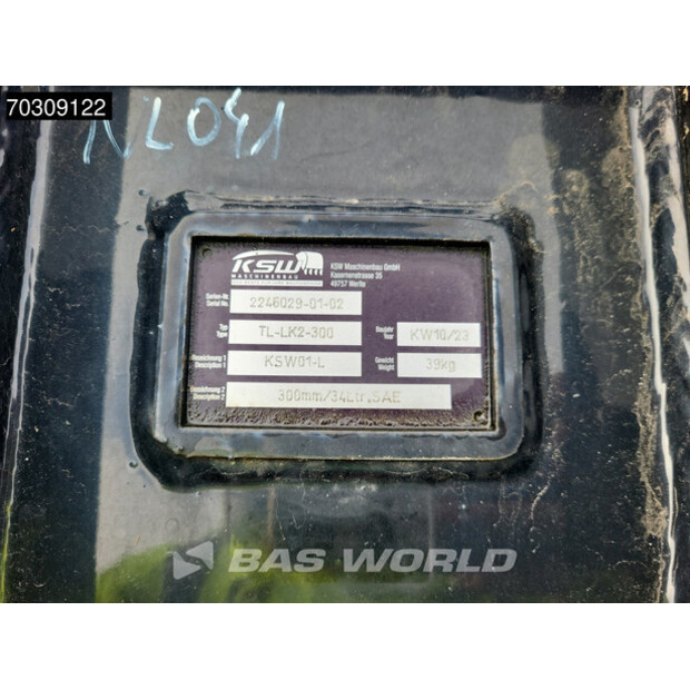 2023 كاتربيلر 301.8-45191887