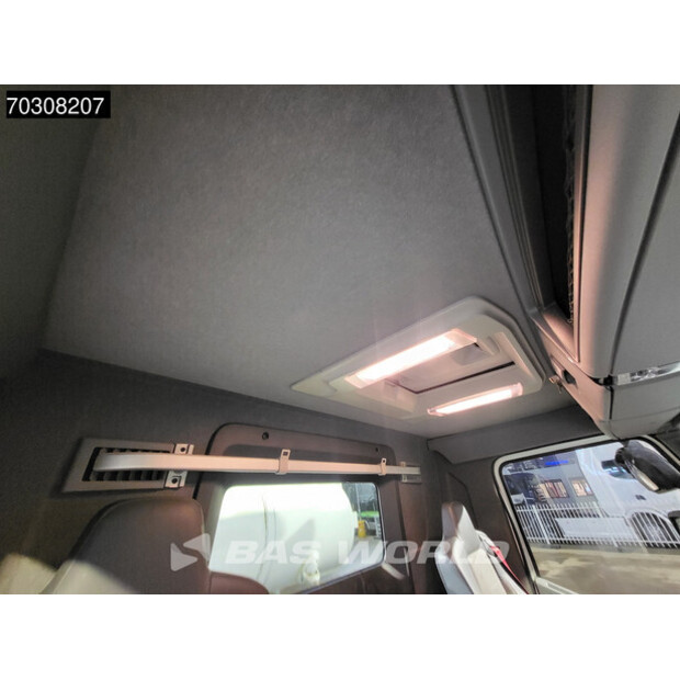 2017 Renault C380-45192159