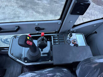 2025-wolf-wl825t-1411468-45192362