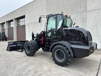 2025-wolf-wl825-1411470-45192430