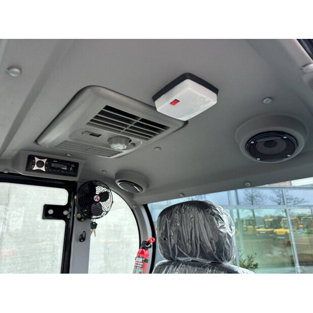 2025 Wolf WL825-45192461