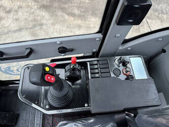 2025-wolf-wl825-1411470-45192462