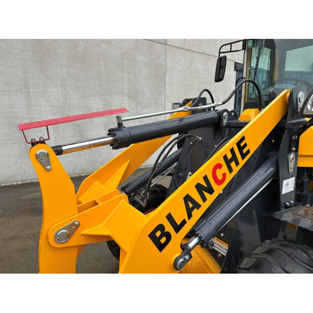 2025 Blanche TW36-45192637