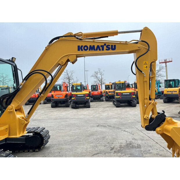 2017 Komatsu PC56-7-45192792