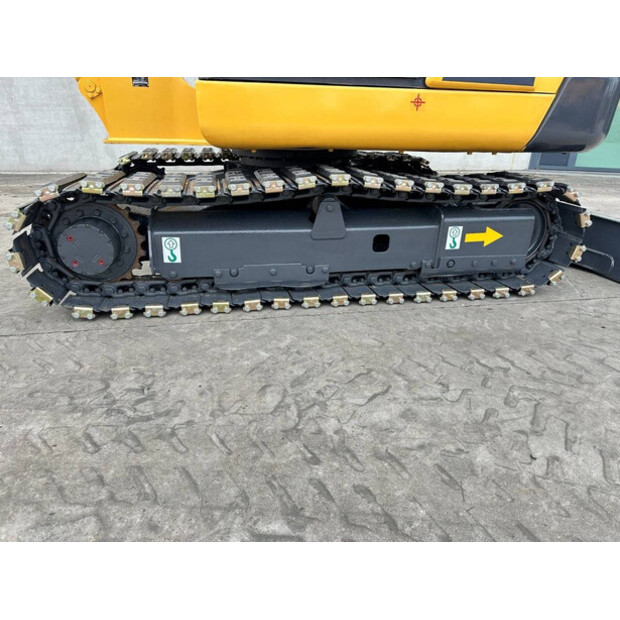 2017 Komatsu PC56-7-45192796