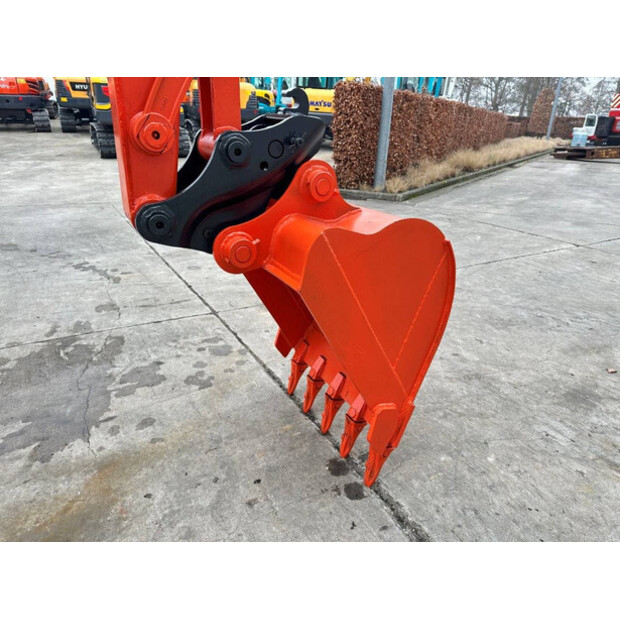 2016 كوبوتا KX163-5-45192828