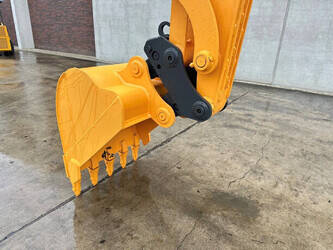 2018-hyundai-r60vs-1411481-45192904