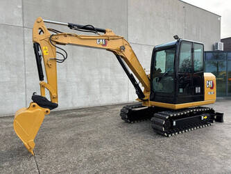 صورة ل حفارات مجنزرة 2017 كاتربيلر 305.5E2