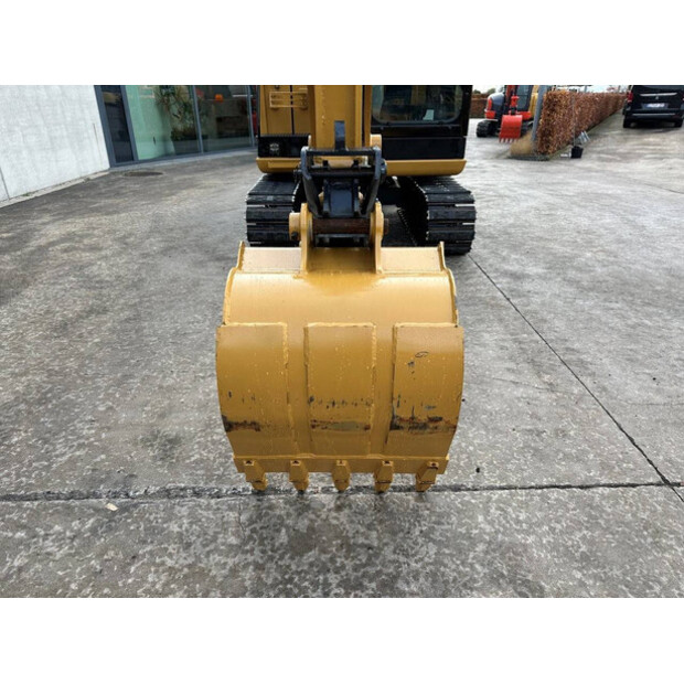 2017 كاتربيلر 305.5E2-45192947