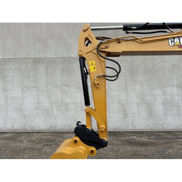 2017 كاتربيلر 305.5E2-45192949