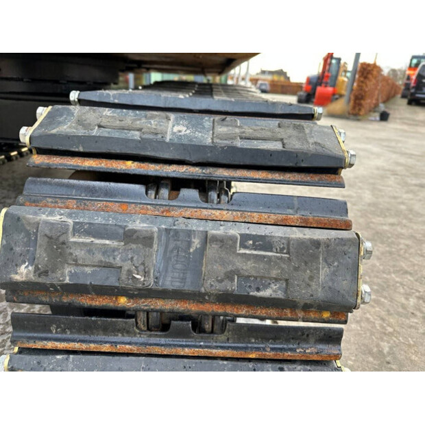 2017 كاتربيلر 305.5E2-45192955