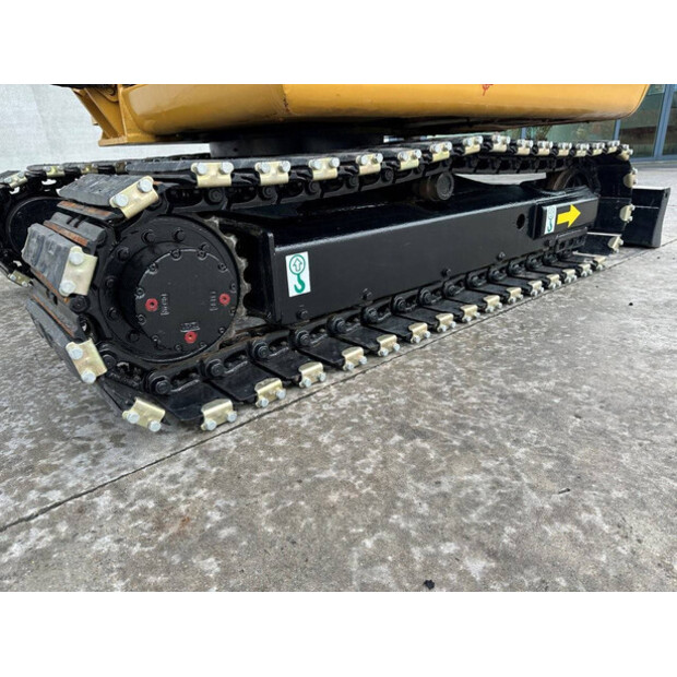 2017 كاتربيلر 305.5E2-45192956