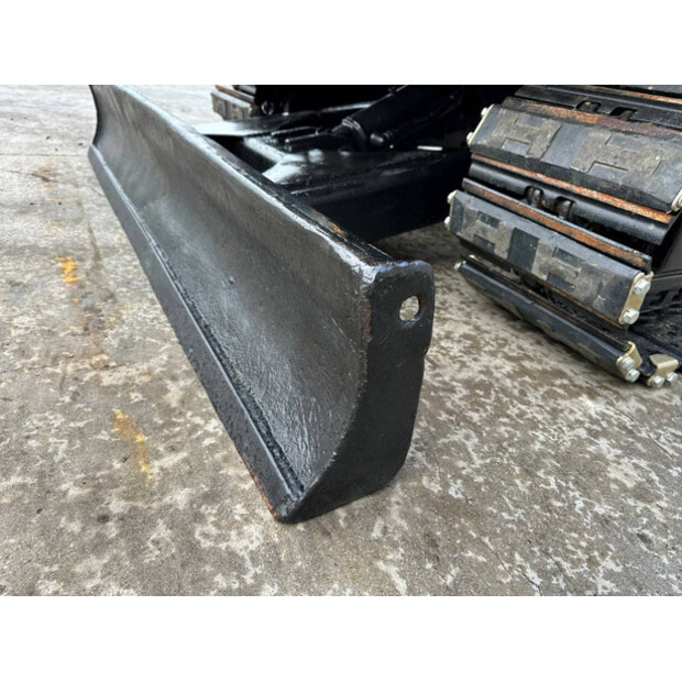 2017 كاتربيلر 305.5E2-45192960