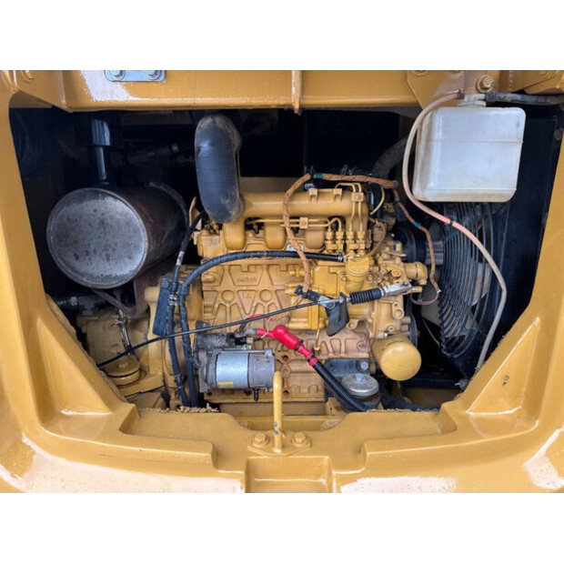 2017 كاتربيلر 305.5E2-45192964