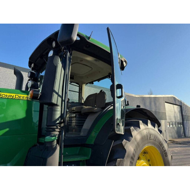 2013 JOHN DEERE 7230R-45193183