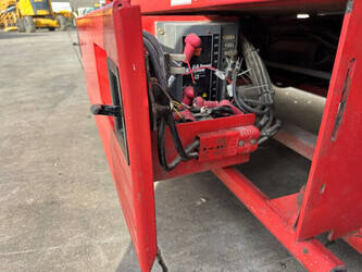 2002-jlg-2646-1411489-45193206