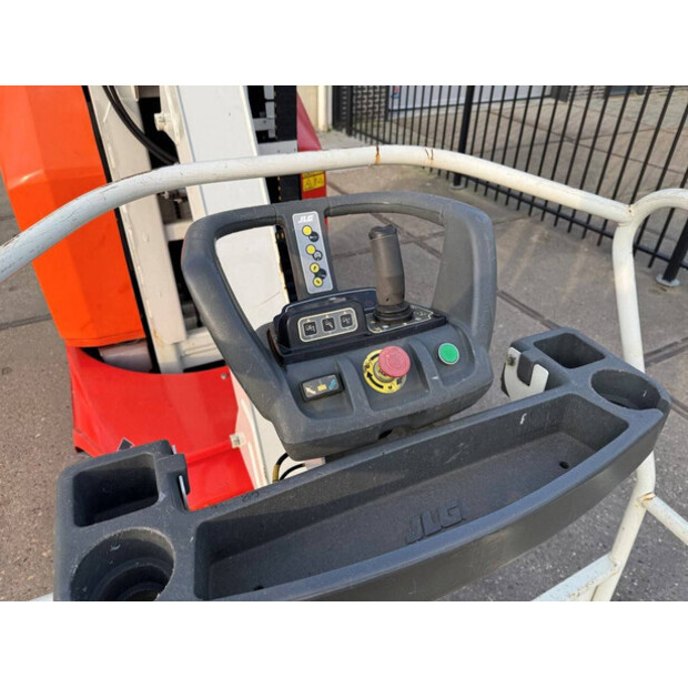 2019 جيه ال جي Toucan 12E-45193622