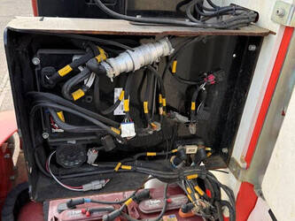 2019-jlg-toucan-12e-1411508-45193636