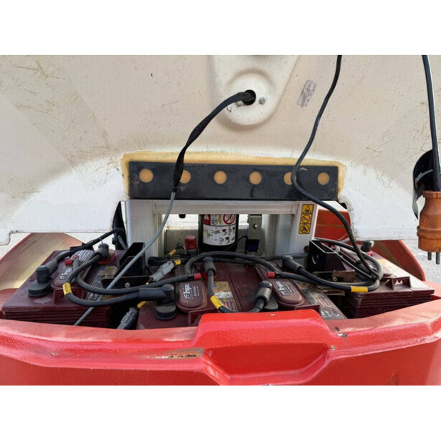 2019 جيه ال جي Toucan 12E-45193637