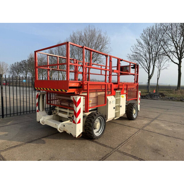 2010 Genie GS-3390-45193651