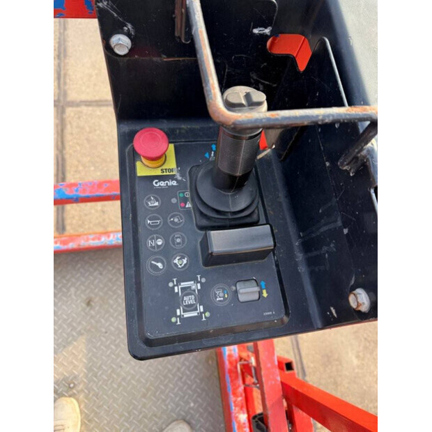 2010 Genie GS-3390-45193652