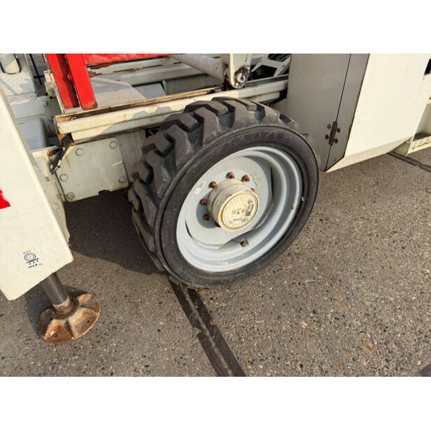 2010 Genie GS-3390-45193659