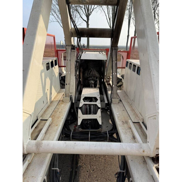 2010 Genie GS-3390-45193668