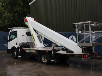 2013-nissan-cabstar-1411511-45193701