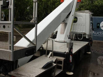 2013-nissan-cabstar-1411511-45193703