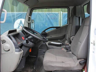 2013-nissan-cabstar-1411511-45193721