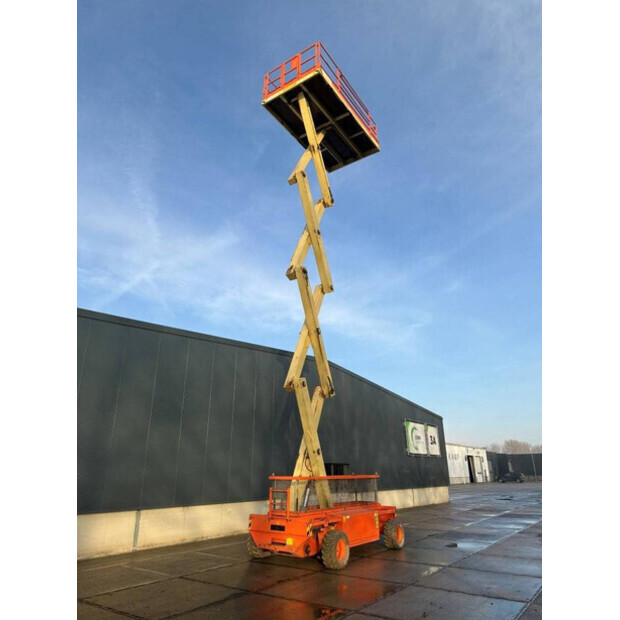 2010 هولاند ليفت Monostar Q135EL24-45193831