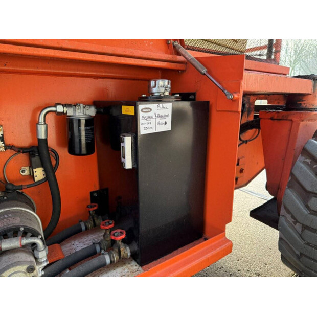 2010 هولاند ليفت Monostar Q135EL24-45193841