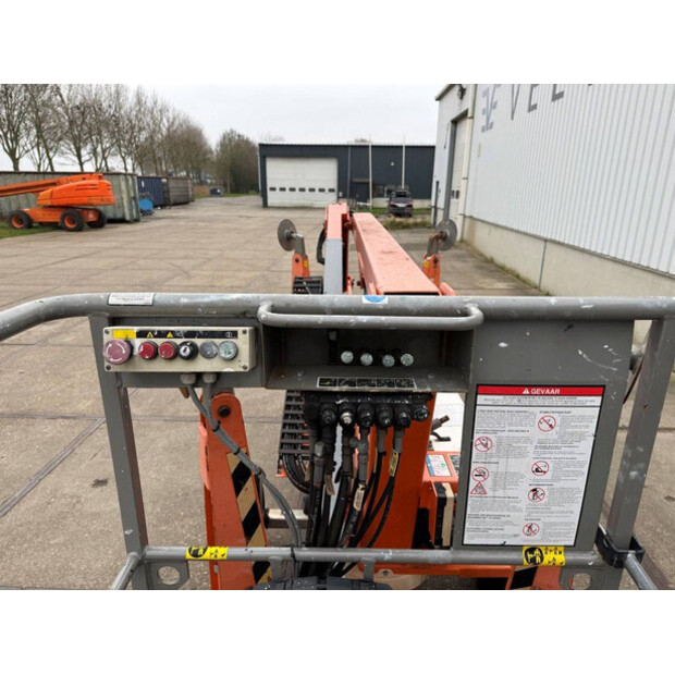 2014 نيفتيليفت 120TAC-45193860