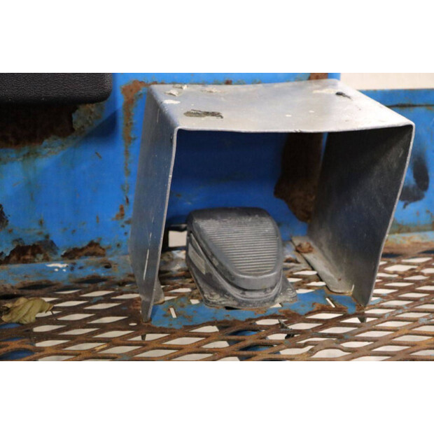 2014 جيني S-45-45193920