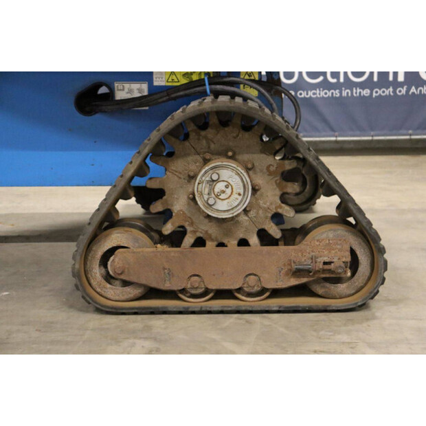 2014 جيني S-45-45193925