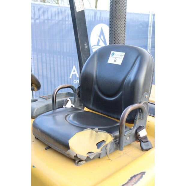 2006 Doosan D30S-3-45194180