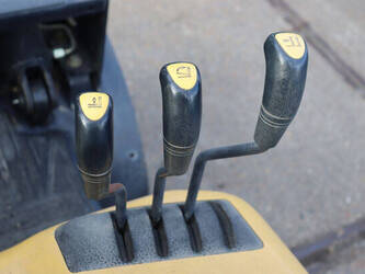 2006-doosan-d30s-3-1411524-45194184