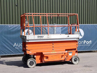 صورة ل رافعات مقصية 2010 جيه ال جي 3246ES