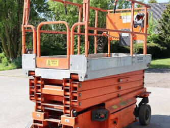 2010-jlg-3246es-1411533-45194449