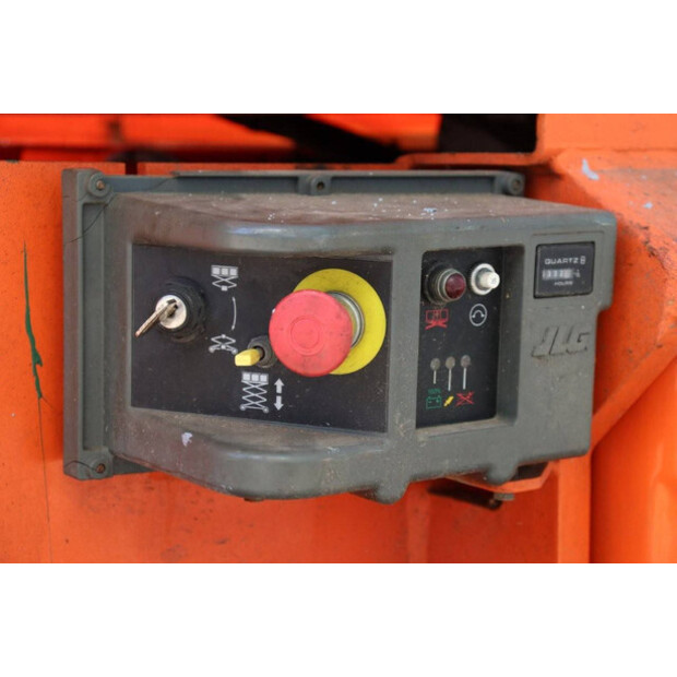 2010 جيه ال جي 3246ES-45194457